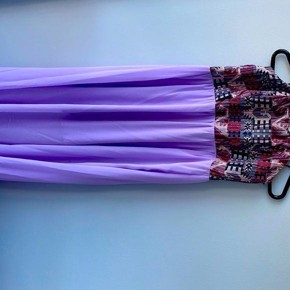 Summer dress - Picture 1 of 4